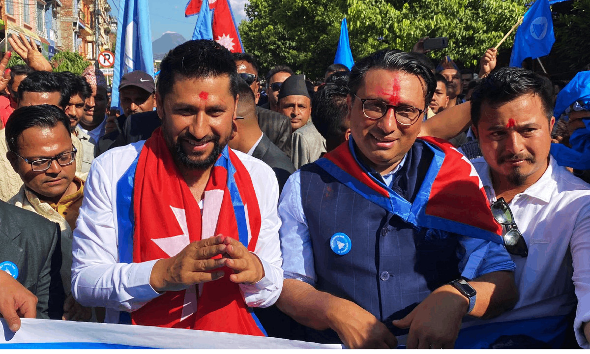 सरकार सेखी झार्न रविलाई लखेटिरहेको छः स्वर्णिम वाग्ले