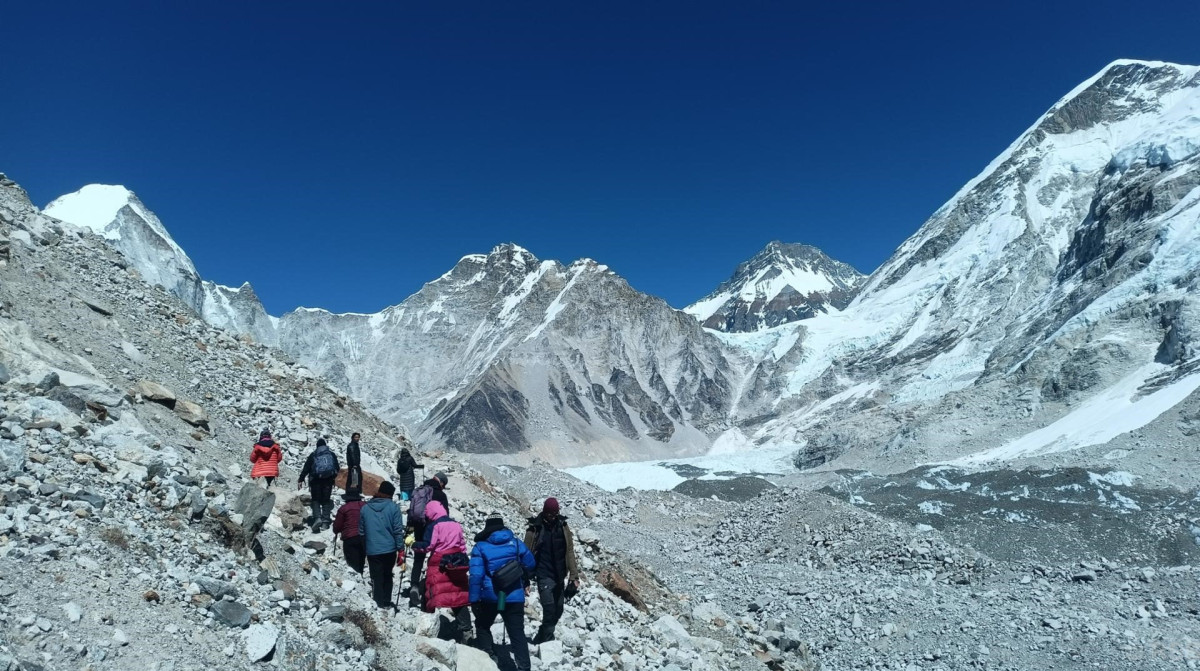 वसन्तकालीन सगरमाथा आरोहणका लागि कतिले लिए अनुमति?