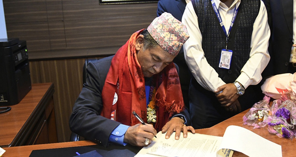 लोडसेडिङको हल्ला निराधार हो, अब हुँदैनः हितेन्द्र शाक्य