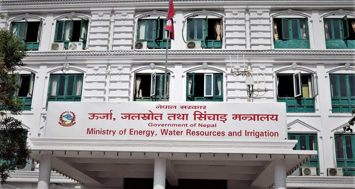 ऊर्जा मन्त्रालयको हटलाइनमा एकै महिना १९ सय उजुरी