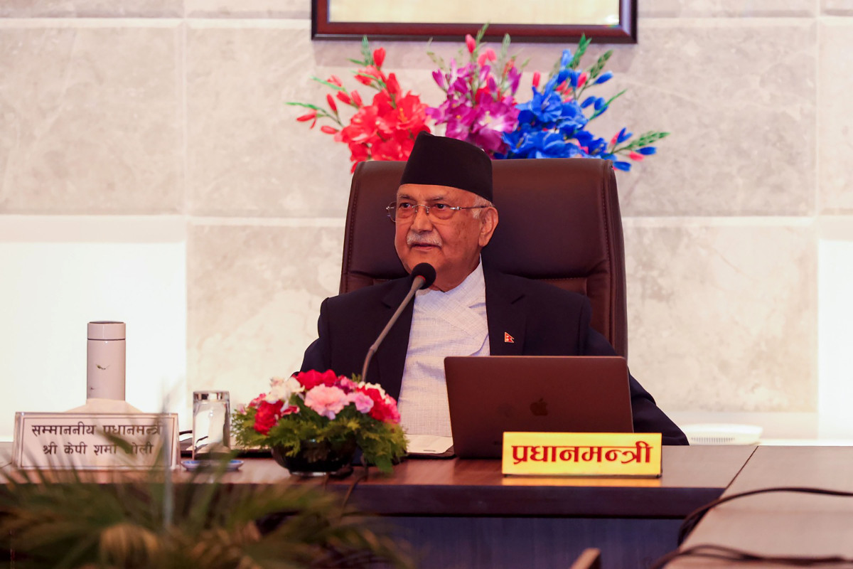 pm kp oli.jpg