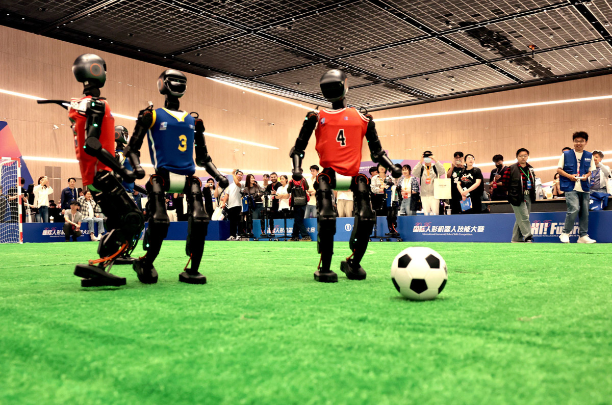 Robots Show Off Skills at 2025 International Humanoid Robot Competition in Shanghai