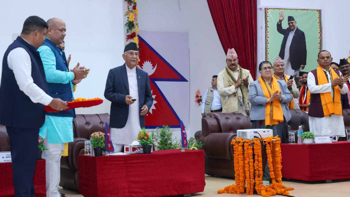 प्रधानमन्त्री ओली गरे मधेश प्रदेशका ६४ सडकको एकैसाथ शिलान्यास