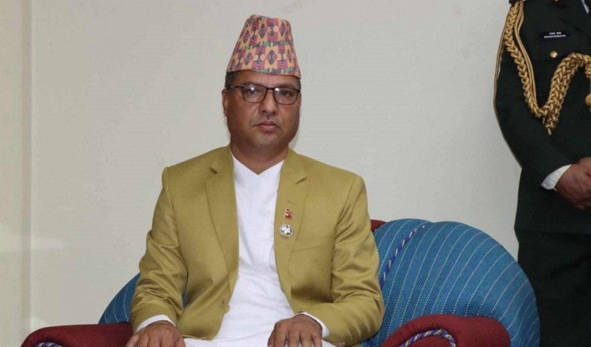 पूर्व मुख्यमन्त्री सोडारी निलम्बित