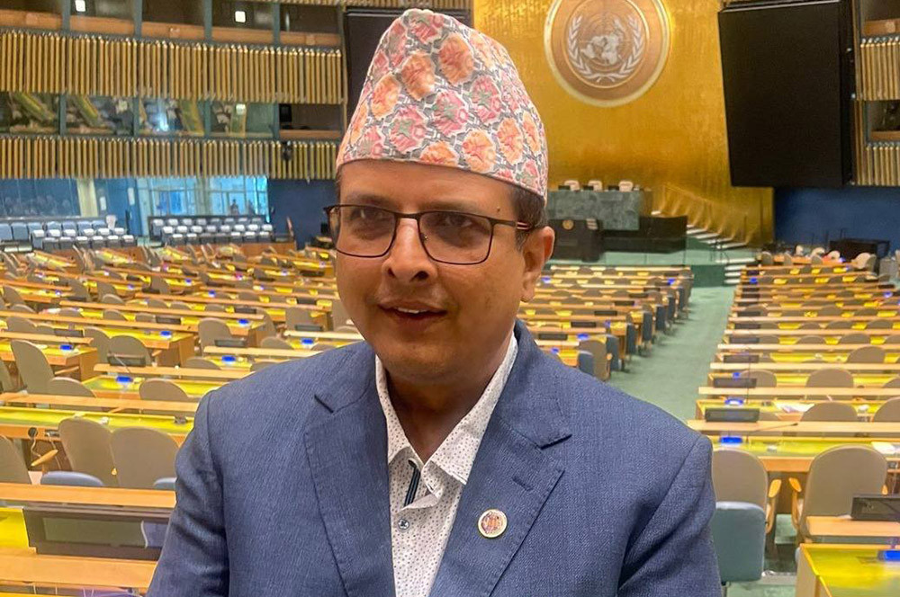 मुम्बई आइपुगे इजरायलमा फसेका विराटनगरका मेयर कोइराला