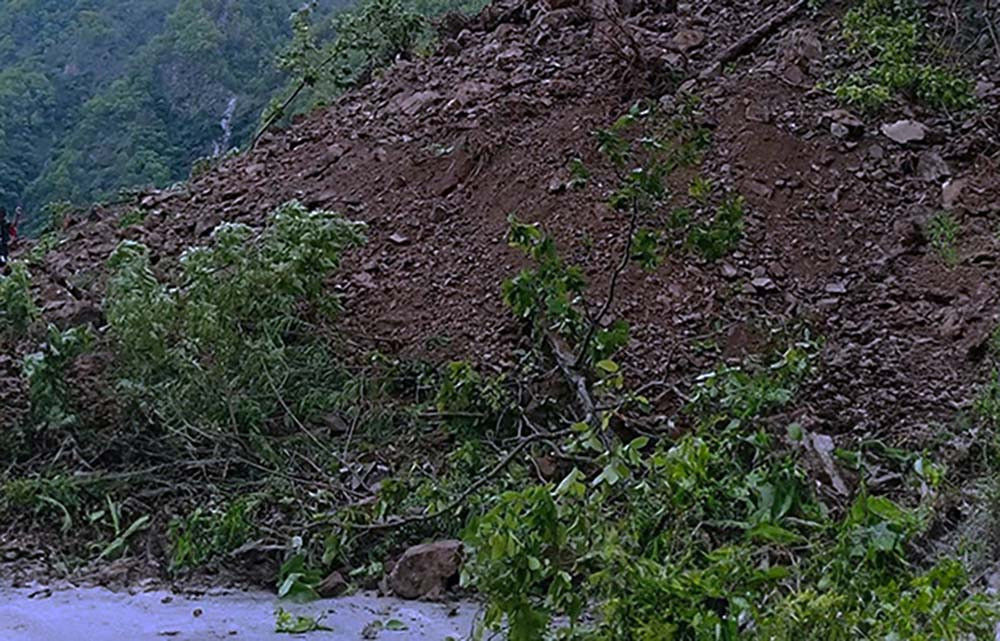 गोरुसिंगे सन्धिखर्क सडकखण्ड अवरुद्ध