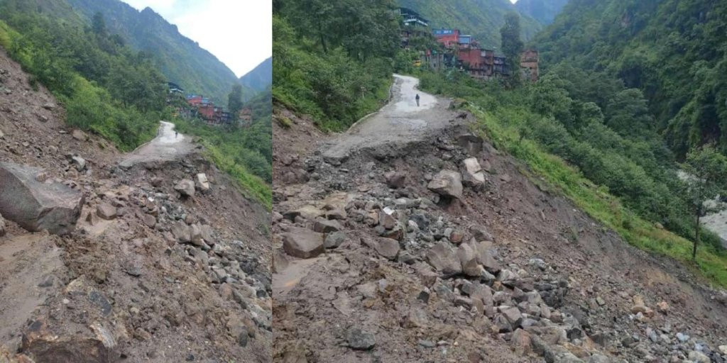 अरनिको राजमार्गमा पहिरो, तातोपानी क्षेत्रमै रोकिए गाडीहरु