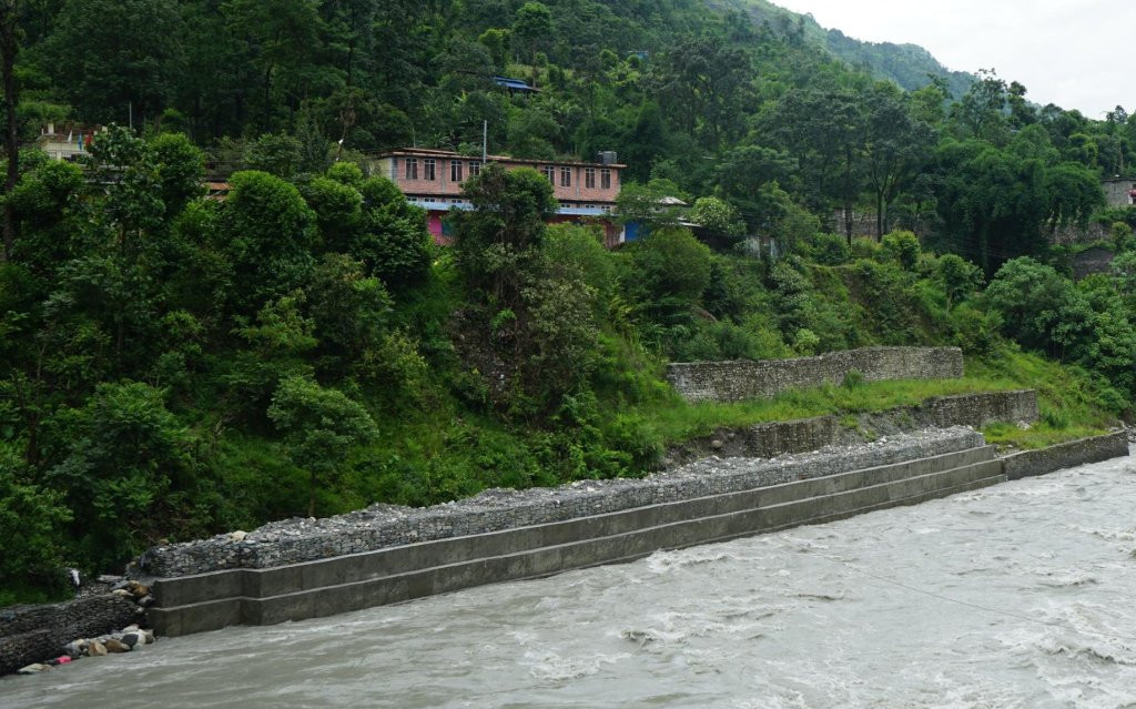 तीन करोडको लागतमा नदी नियन्त्रण