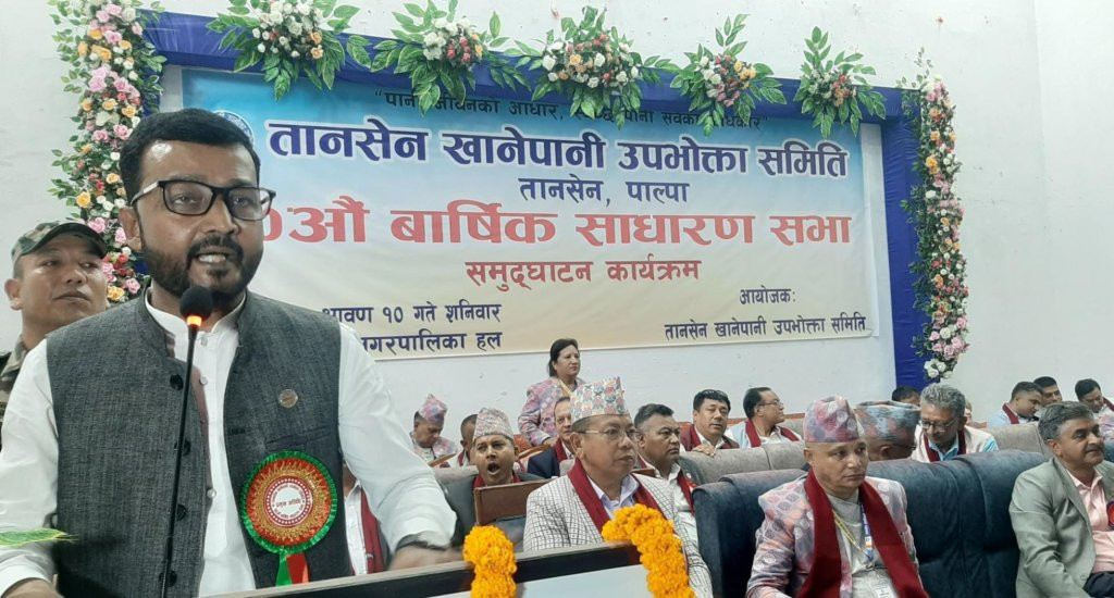 खानेपानीमा सरकारको शतप्रतिशत लगानी रहन्छ: मन्त्री यादव