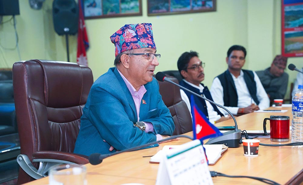 पोखरा महानगरका महाशाखा प्रमुख र वडा सचिवहरूलाई कार्य सम्पादनमा अब्बलता प्रस्तुत गर्न प्रमुखको निर्देशन